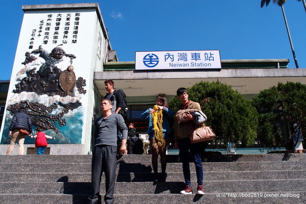 新竹內灣老街: 【新竹橫山】內灣老街-新竹知名景點,好多客家美食!(溫媽媽菜包、羅媽媽野薑花粽) 新竹內灣老街: 【新竹橫山】內灣老街-新竹知名景點,好多客家美食!(溫媽媽菜包、羅媽媽野薑花粽)