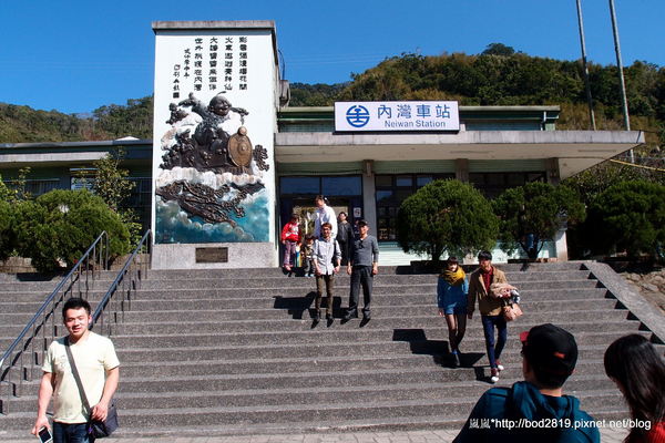 新竹內灣老街: 【新竹橫山】內灣老街-新竹知名景點,好多客家美食!(溫媽媽菜包、羅媽媽野薑花粽) 新竹內灣老街: 【新竹橫山】內灣老街-新竹知名景點,好多客家美食!(溫媽媽菜包、羅媽媽野薑花粽)