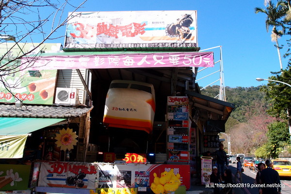 新竹內灣老街: 【新竹橫山】內灣老街-新竹知名景點,好多客家美食!(溫媽媽菜包、羅媽媽野薑花粽) 新竹內灣老街: 【新竹橫山】內灣老街-新竹知名景點,好多客家美食!(溫媽媽菜包、羅媽媽野薑花粽)