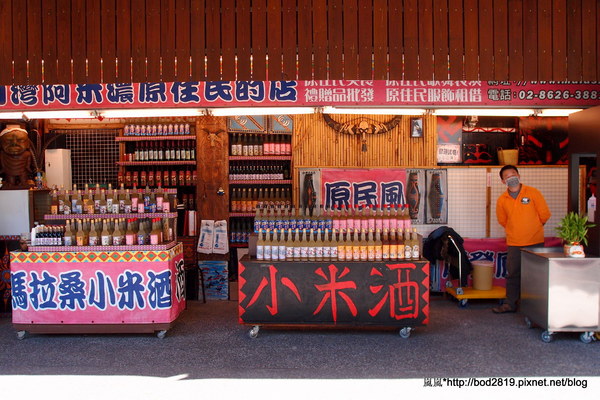 新竹內灣老街: 【新竹橫山】內灣老街-新竹知名景點,好多客家美食!(溫媽媽菜包、羅媽媽野薑花粽) 新竹內灣老街: 【新竹橫山】內灣老街-新竹知名景點,好多客家美食!(溫媽媽菜包、羅媽媽野薑花粽)