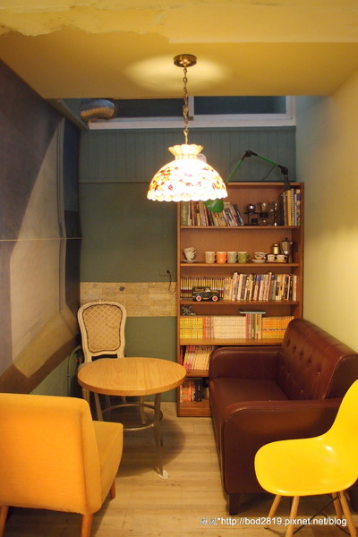 cafe515:【台北大安】cafe515-巷弄間的平價美味,假日來份悠閒的早午餐吧,店狗好可愛(東區、忠孝復興站) cafe515:【台北大安】cafe515-巷弄間的平價美味,假日來份悠閒的早午餐吧,店狗好可愛(東區、忠孝復興站)