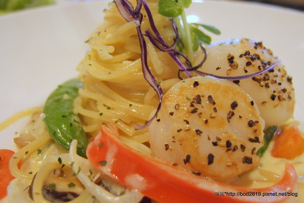 alfinee cafe 艾芬妮義麵坊:<口碑券>【台北松山】Alfinee cafe 艾芬妮義麵坊-義大利麵干貝好大!鹹派表現優秀! alfinee cafe 艾芬妮義麵坊:<口碑券>【台北松山】Alfinee cafe 艾芬妮義麵坊-義大利麵干貝好大!鹹派表現優秀!