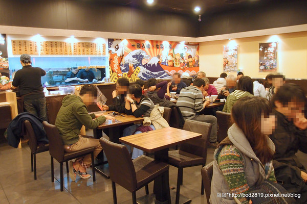 御之饌日式料理(家樂福桂林店4樓):【台北萬華】御之饌日式料理-鮭魚丼飯新鮮美味,雙拼丼牛肉鮮嫩可口,但食量大可能吃不飽(家樂福桂林店4樓) 御之饌日式料理(家樂福桂林店4樓):【台北萬華】御之饌日式料理-鮭魚丼飯新鮮美味,雙拼丼牛肉鮮嫩可口,但食量大可能吃不飽(家樂福桂林店4樓)
