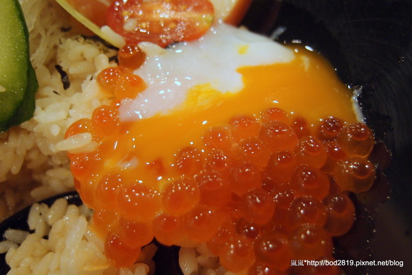 御之饌日式料理(家樂福桂林店4樓):【台北萬華】御之饌日式料理-鮭魚丼飯新鮮美味,雙拼丼牛肉鮮嫩可口,但食量大可能吃不飽(家樂福桂林店4樓) 御之饌日式料理(家樂福桂林店4樓):【台北萬華】御之饌日式料理-鮭魚丼飯新鮮美味,雙拼丼牛肉鮮嫩可口,但食量大可能吃不飽(家樂福桂林店4樓)