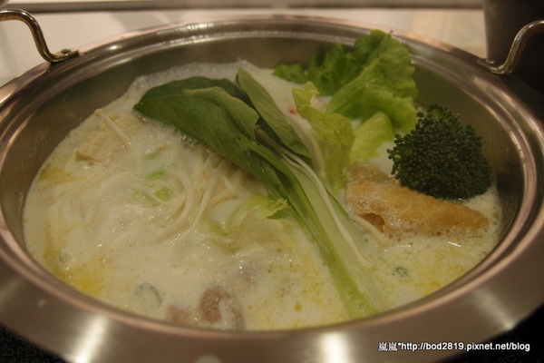 犢家私房火鍋料理:<團購券>【台中南屯】犢家私房火鍋料理-團購打折品質也打折嗎?原價不太划算 犢家私房火鍋料理:<團購券>【台中南屯】犢家私房火鍋料理-團購打折品質也打折嗎?原價不太划算