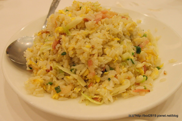 六廚川湘菜館:【台北大安】六廚川湘菜館-超下飯的川菜料理,忍不住多吃幾碗飯XD 六廚川湘菜館:【台北大安】六廚川湘菜館-超下飯的川菜料理,忍不住多吃幾碗飯XD