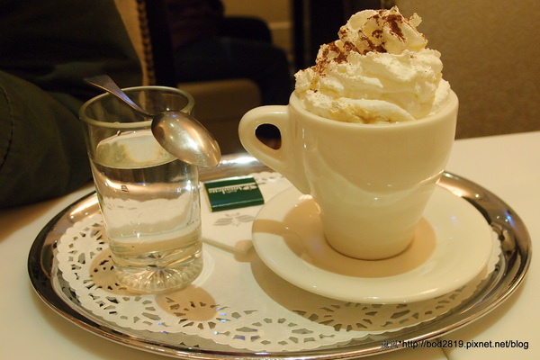 Kaffee Amadeus阿瑪迪斯咖啡館(板橋大遠百): 【新北板橋】Kaffee Amadeus阿瑪迪斯咖啡館(板橋大遠百店)-初體驗精緻美味的奧地利餐點! Kaffee Amadeus阿瑪迪斯咖啡館(板橋大遠百): 【新北板橋】Kaffee Amadeus阿瑪迪斯咖啡館(板橋大遠百店)-初體驗精緻美味的奧地利餐點!