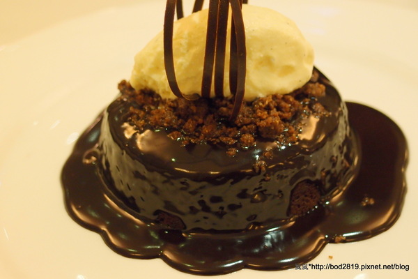 Kaffee Amadeus阿瑪迪斯咖啡館(板橋大遠百): 【新北板橋】Kaffee Amadeus阿瑪迪斯咖啡館(板橋大遠百店)-初體驗精緻美味的奧地利餐點! Kaffee Amadeus阿瑪迪斯咖啡館(板橋大遠百): 【新北板橋】Kaffee Amadeus阿瑪迪斯咖啡館(板橋大遠百店)-初體驗精緻美味的奧地利餐點!