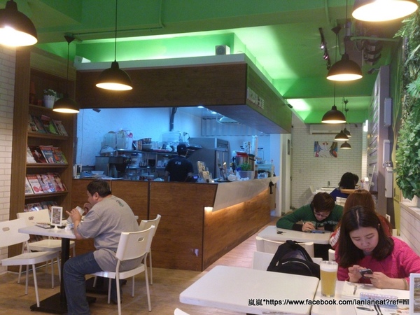 1525綠茶館(士林小東店):<口碑券>【台北士林】1525綠茶館(士林小東店)-店裡的明信片可以寄給未來唷~ 1525綠茶館(士林小東店):<口碑券>【台北士林】1525綠茶館(士林小東店)-店裡的明信片可以寄給未來唷~