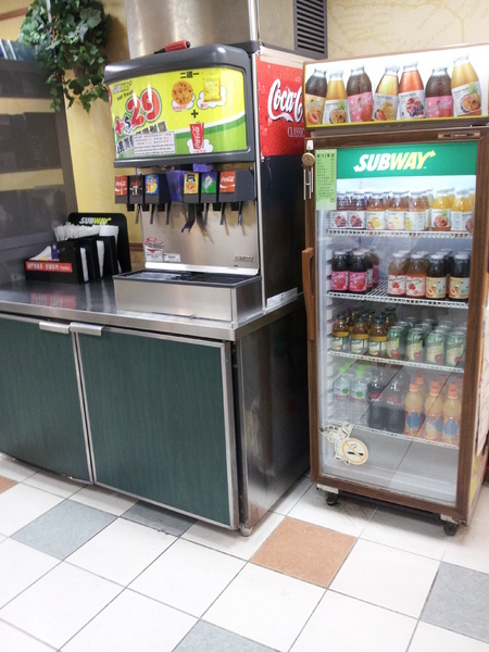 SUBWAY(東海): 【台中東海】SUBWAY-菜少到我都不想拍了= = SUBWAY(東海): 【台中東海】SUBWAY-菜少到我都不想拍了= =
