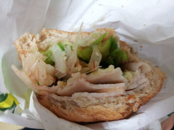 SUBWAY(東海): 【台中東海】SUBWAY-菜少到我都不想拍了= = SUBWAY(東海): 【台中東海】SUBWAY-菜少到我都不想拍了= =