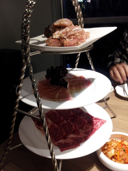 屋馬燒肉(中港店):【台中中港店】屋馬燒肉 精緻單點的享受-鮮嫩肉質與雞湯的完美搭配 屋馬燒肉(中港店):【台中中港店】屋馬燒肉 精緻單點的享受-鮮嫩肉質與雞湯的完美搭配