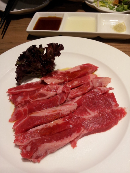 屋馬燒肉(中港店):【台中中港店】屋馬燒肉 精緻單點的享受-鮮嫩肉質與雞湯的完美搭配 屋馬燒肉(中港店):【台中中港店】屋馬燒肉 精緻單點的享受-鮮嫩肉質與雞湯的完美搭配