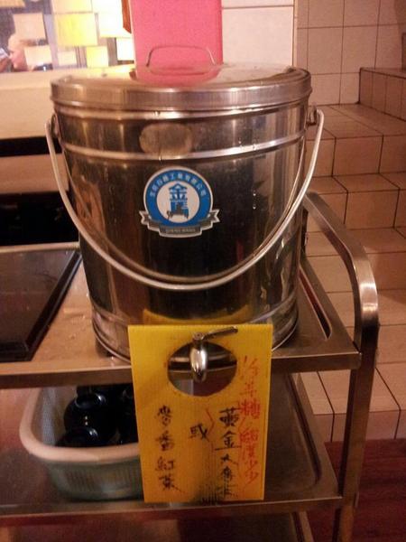 味之初拉麵((東海總店)):【台中東海】味之初拉麵 湯頭濃郁麵條Q,但食量大可能吃不飽 味之初拉麵((東海總店)):【台中東海】味之初拉麵 湯頭濃郁麵條Q,但食量大可能吃不飽