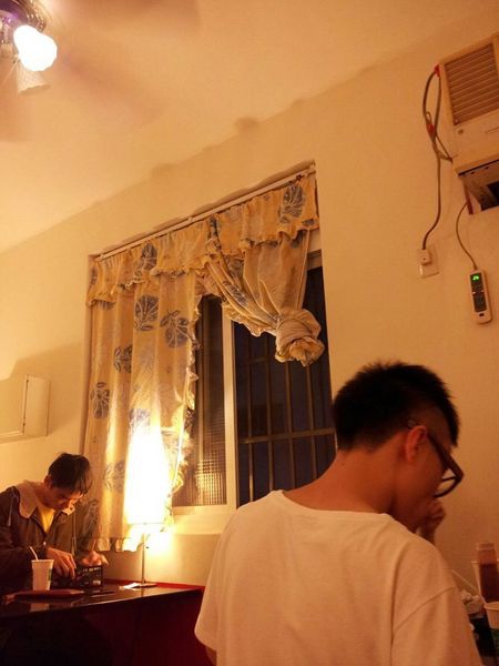 味之初拉麵((東海總店)):【台中東海】味之初拉麵 湯頭濃郁麵條Q,但食量大可能吃不飽 味之初拉麵((東海總店)):【台中東海】味之初拉麵 湯頭濃郁麵條Q,但食量大可能吃不飽