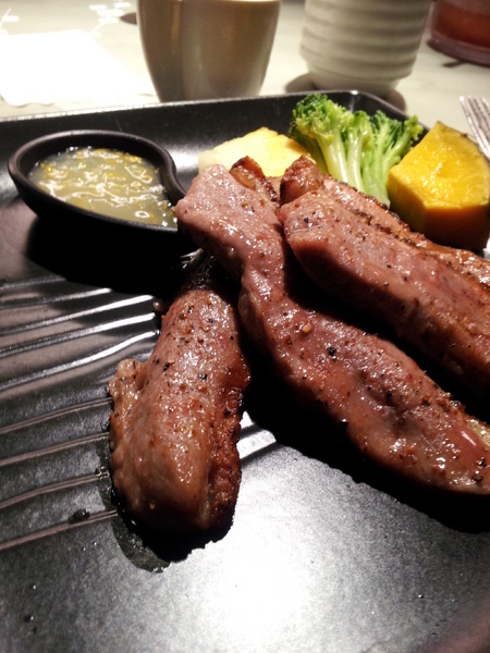 陶板屋和風創作料理(南京店):【台北中山】陶板屋和風創作料理-私認為比以前優上許多,香蒜瓦片好好吃! 陶板屋和風創作料理(南京店):【台北中山】陶板屋和風創作料理-私認為比以前優上許多,香蒜瓦片好好吃!