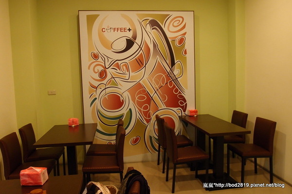 咖啡家COFFEE+:【台中潭子】咖啡家COFFEE+-早午餐CP值很高,鬆餅也只要50元喔! 咖啡家COFFEE+:【台中潭子】咖啡家COFFEE+-早午餐CP值很高,鬆餅也只要50元喔!