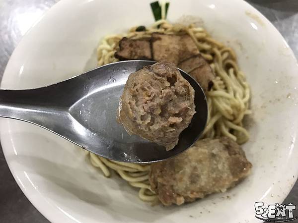 食記麵哥麵嫂11.jpg