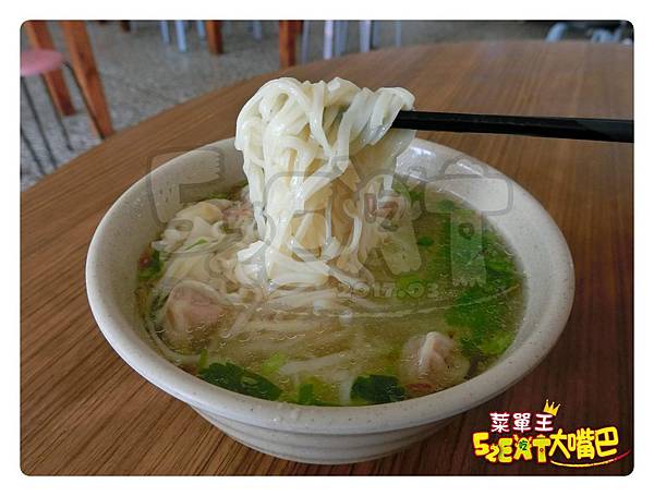 【宜蘭五結超人氣牛肉麵推薦】老劉牛肉麵價位，菜單大公開！超人氣在地人必朝聖的牛肉麵！宜蘭冬山河美食小吃旅遊景點推薦！