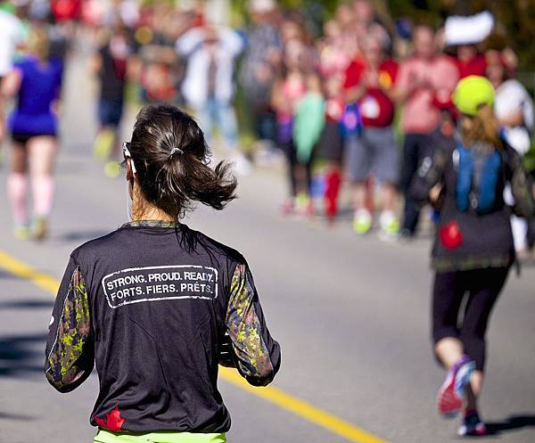 (圖片引用：PROJamie McCaffrey「Canadian Army Run - Strong. Proud. Ready.」(CC BY 2.0) flickr