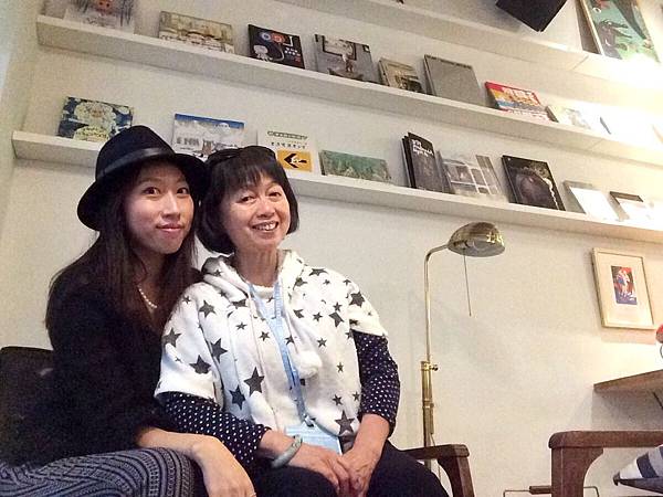 台北捷運中正紀念堂站。「生活在他方elsewhere cafe」~♥ 可愛繪本風格咖啡館.傳說中媲美Lady M抹茶千層蛋糕