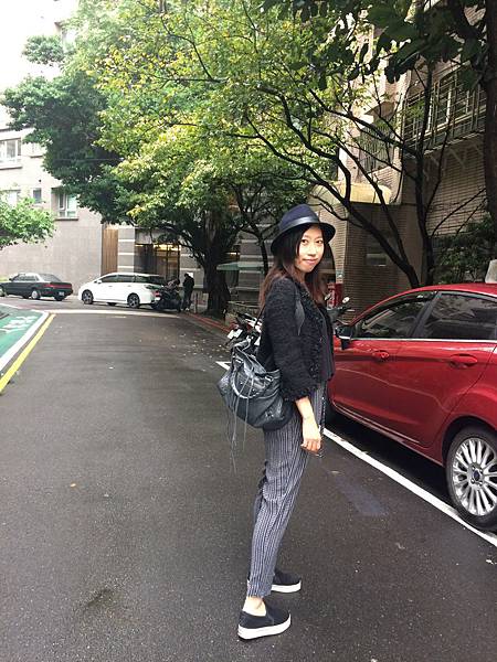 台北捷運中正紀念堂站。「生活在他方elsewhere cafe」~♥ 可愛繪本風格咖啡館.傳說中媲美Lady M抹茶千層蛋糕