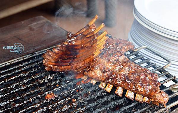 Naughty Nuri's Warung and Grill