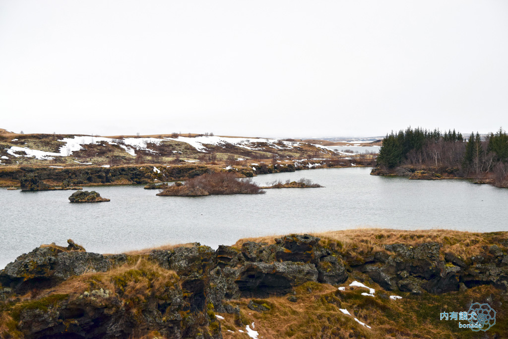 Myvatn K&aacute;lfastrandavogar．米湖熔岩柱