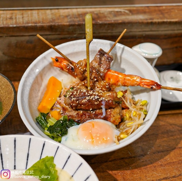 新竹日式料理禧樂丼飯, 刺身, 燒烤禧三味串燒丼