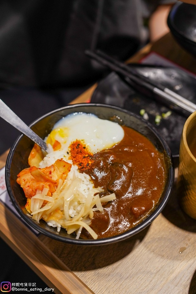 夯下去新潮和牛燒肉吃到飽