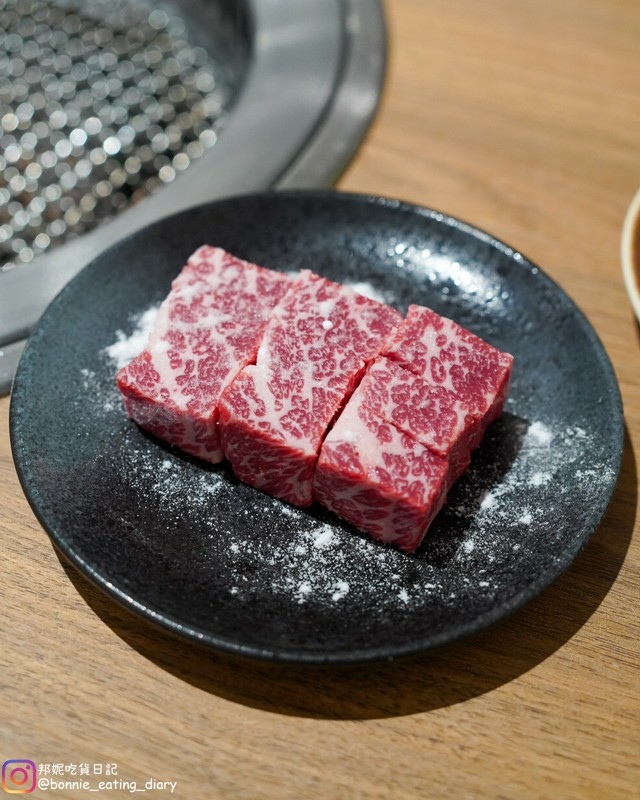 新竹竹北燒肉路易奇電力公司頂級牛小排