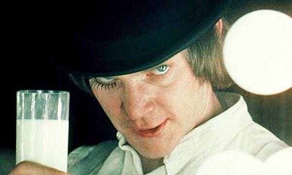 Malcolm-McDowell-as-Alex--009