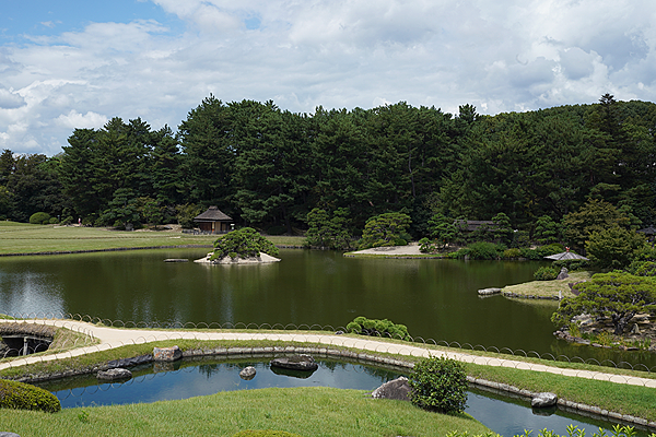 日本岡山｜探訪岡山城與日本三大名園 後樂園。一次滿足岡山市區