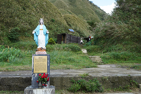 【宜蘭健行】礁溪 抹茶山。聖母登山步道，攻頂咬一口抹茶冰淇淋