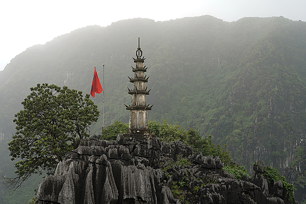 越南河內｜Ninh Binh寧平一日遊。一次看盡古都華閭、M