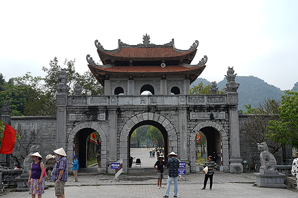 越南河內｜Ninh Binh寧平一日遊。一次看盡古都華閭、M