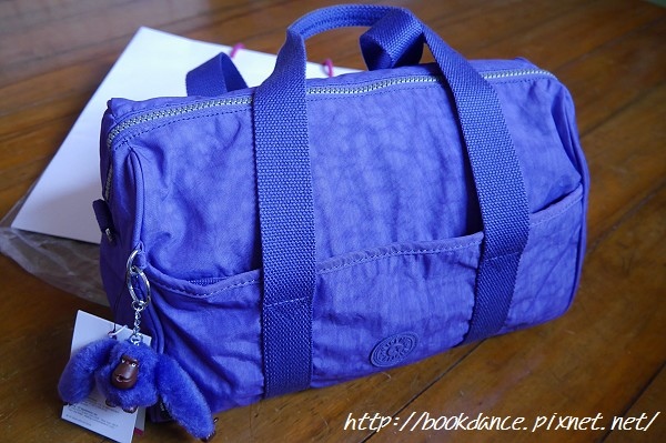 kipling practi-cool12.jpg