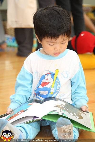 BookStart2_094.JPG