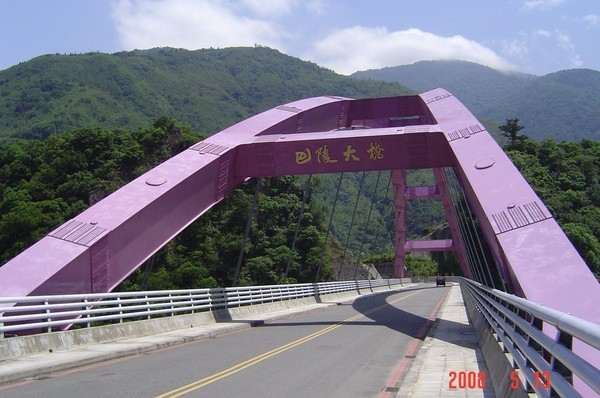 巴陵大橋