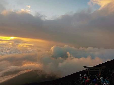 富士山頂御來光