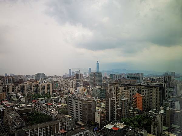 台北國泰萬怡酒店卓越101景觀高層大床房窗外景觀