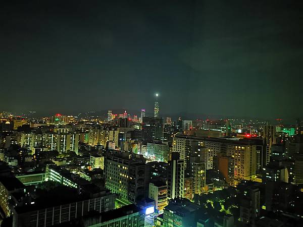 台北國泰萬怡酒店卓越101景觀高層大床房窗外景觀