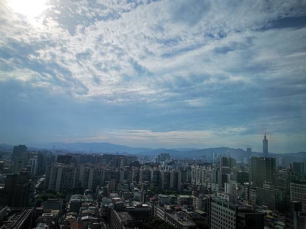 台北國泰萬怡酒店卓越101景觀高層大床房窗外景觀