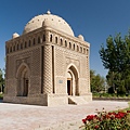 Samanid_mausoleum_bukhara-derivative.jpg