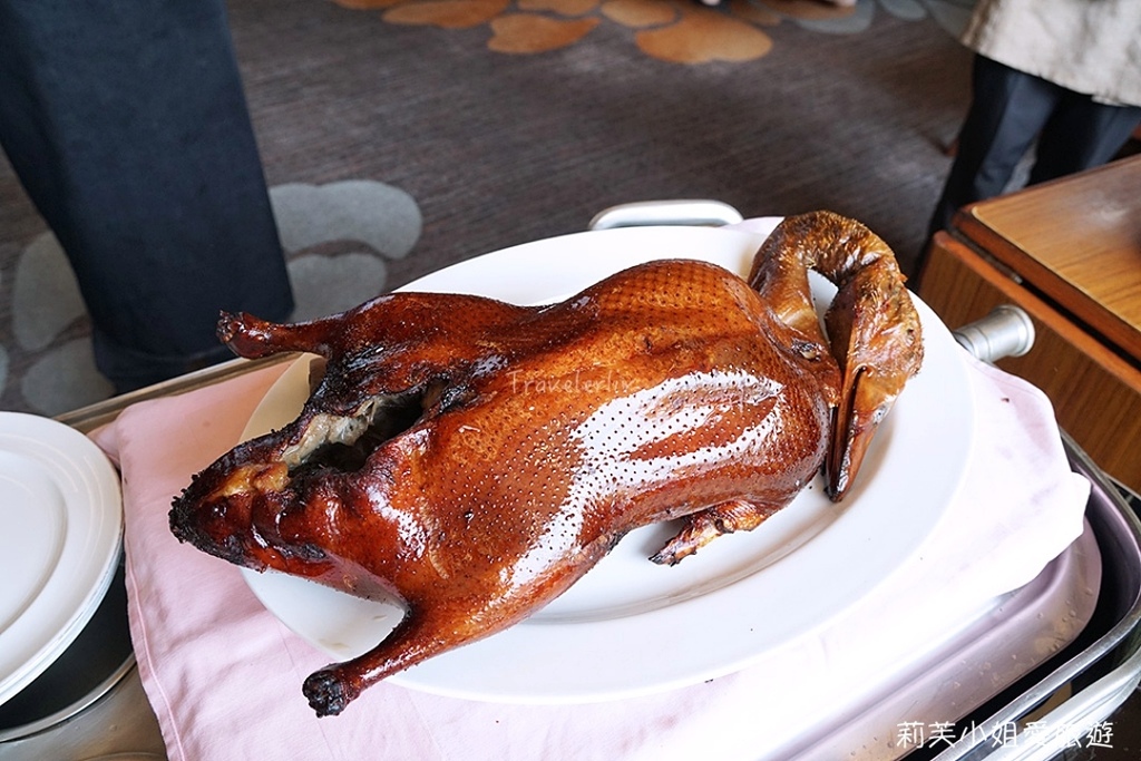 [食記] 新竹 老爺酒店明宮粵菜廳，烤鴨兩吃