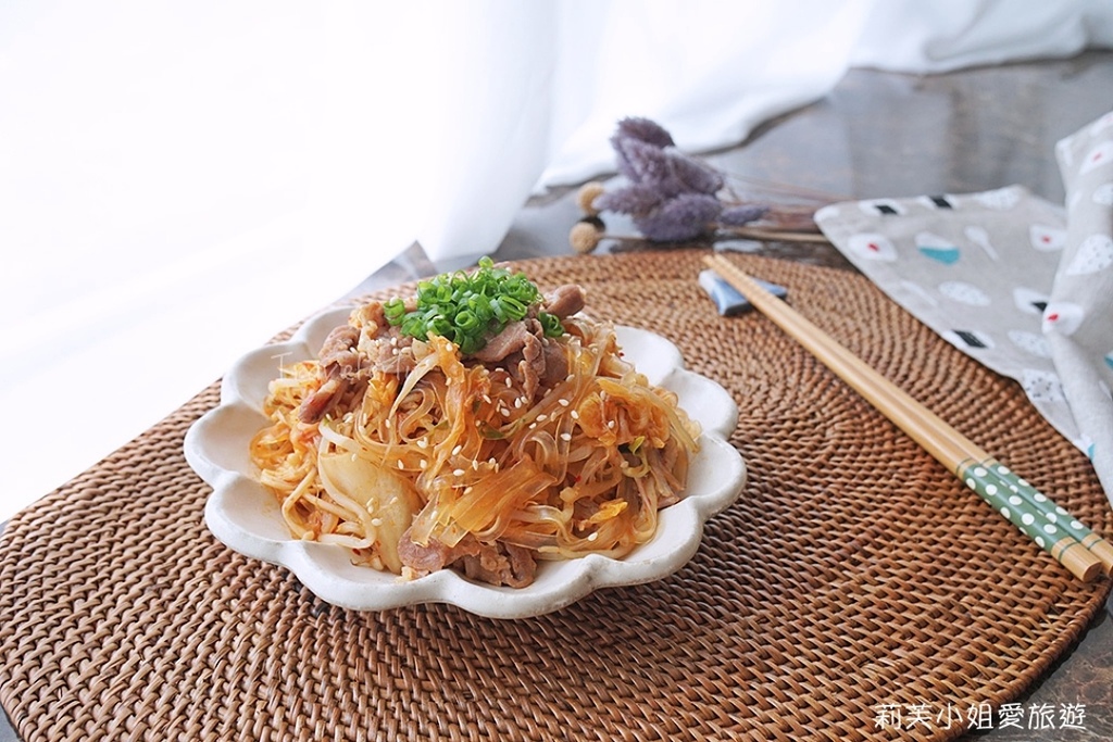 [食譜] 韓式泡菜豬肉粉絲，10分鐘快速上菜