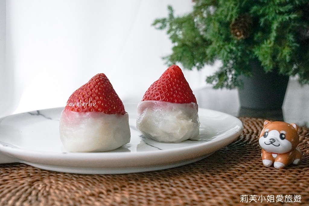 [食記] 台北 黑麻糬的草莓大福跟其他麻糬