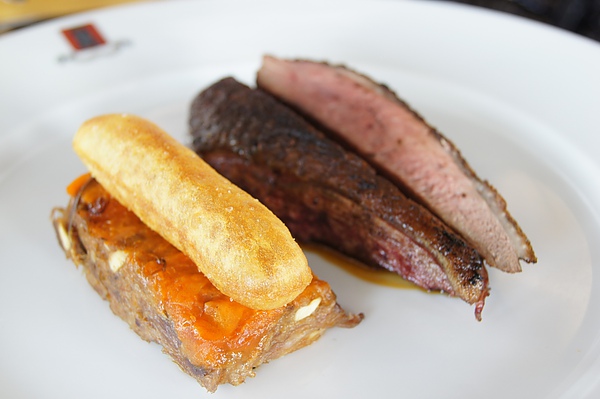 canette-cuisse confit abricot 2.JPG canette-cuisse confit abricot 2.JPG