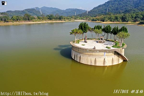 桃園,大溪,頭寮大池,水中土地公廟,秘境,土地公祠,拍照,打卡,湖心廟,桃園景點