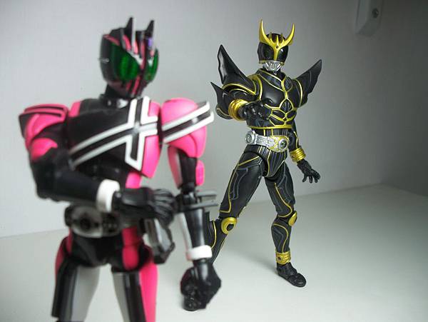 SHF 仮面ライダーDecade 激情態 (11).JPG